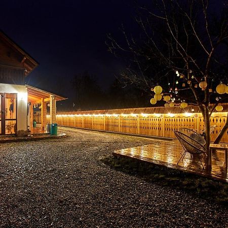 Gradina Lu' Ion "A Home Away From Home" (Adults Only) Вишеу-де-Сус Экстерьер фото