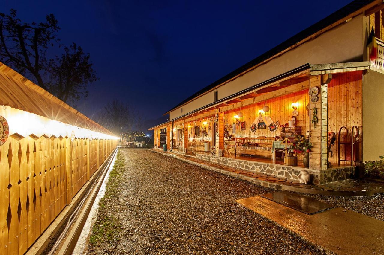 Gradina Lu' Ion "A Home Away From Home" (Adults Only) Вишеу-де-Сус Экстерьер фото